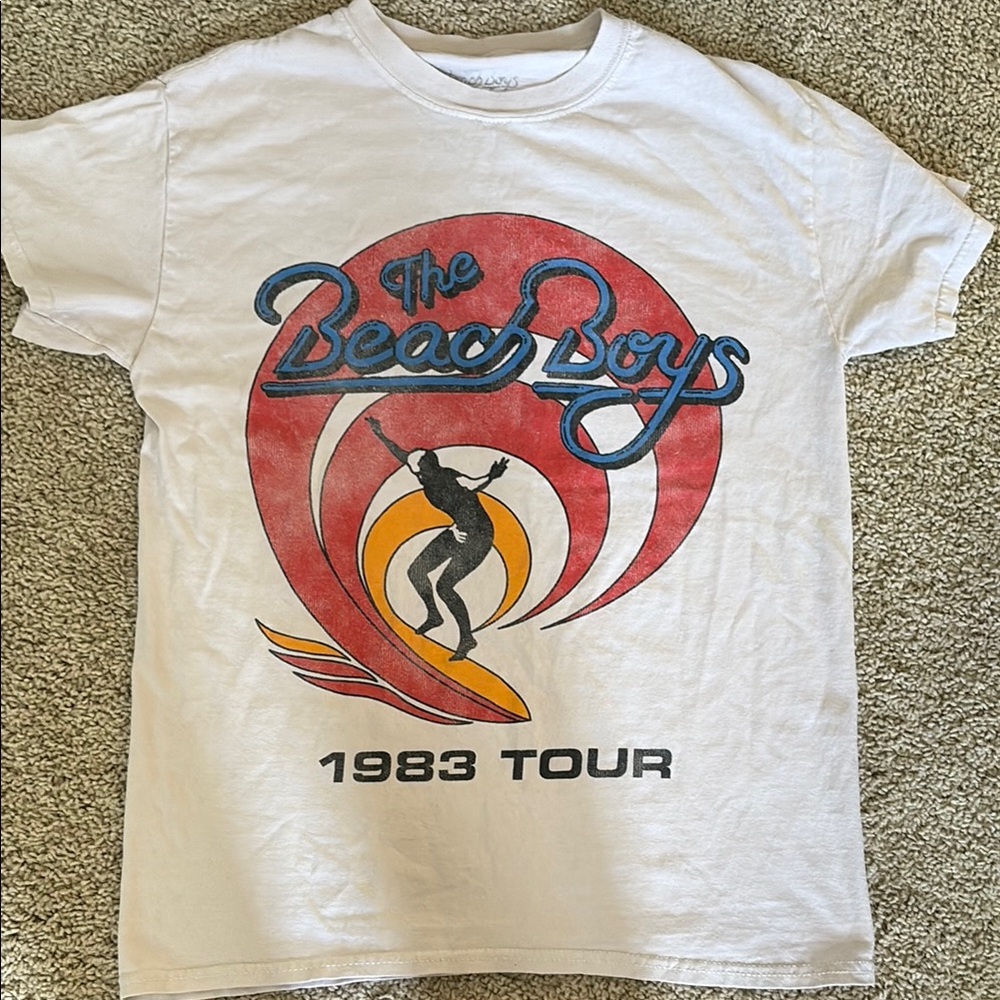 Aeropostale White Beach Boys Graphic Tee